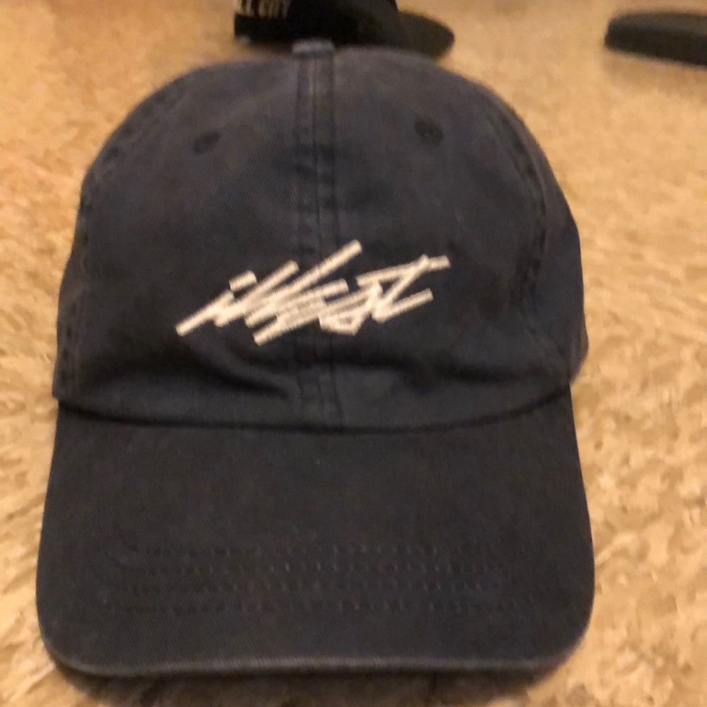 Navy illest snapback